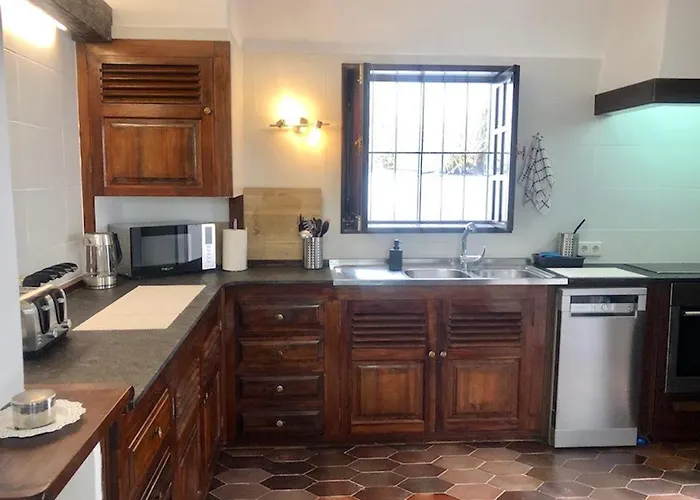 Mare Bella Chao Sea View Private Heated Solar Pool Ac