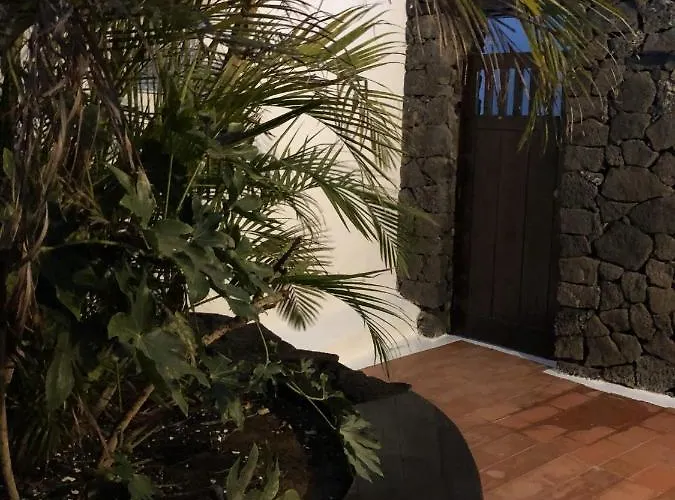 Mare Bella Chao Sea View Private Heated Solar Pool Ac Вілла *