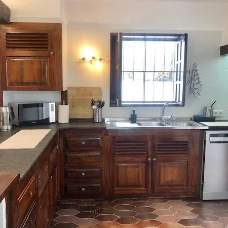 Mare Bella Chao Sea View Private Heated Solar Pool Ac