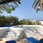 Mare Bella Chao Sea View Private Heated Solar Pool Ac * Puerto del Carmen (Lanzarote)